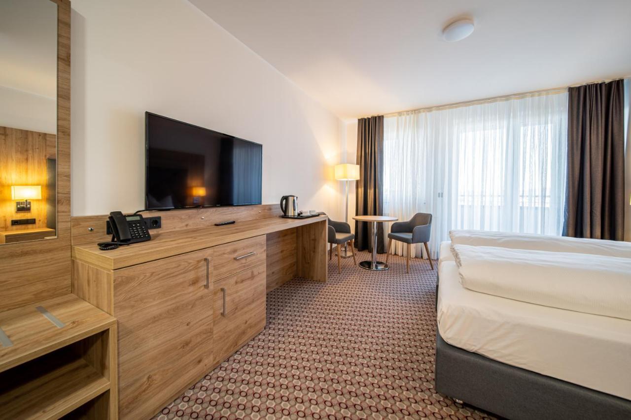 קאסל Ee Hotel מראה חיצוני תמונה