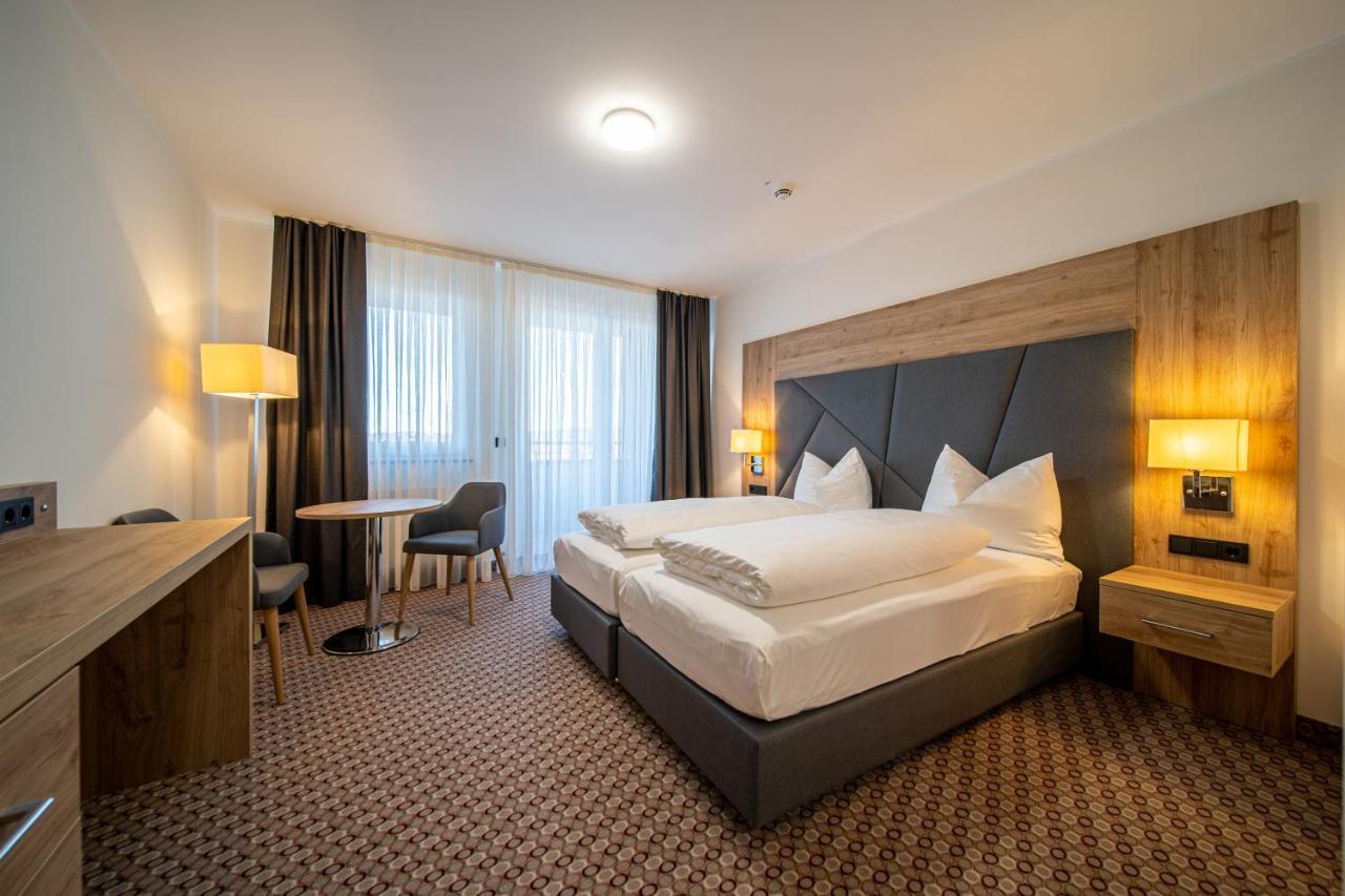קאסל Ee Hotel מראה חיצוני תמונה