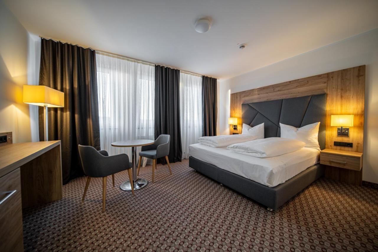 קאסל Ee Hotel מראה חיצוני תמונה